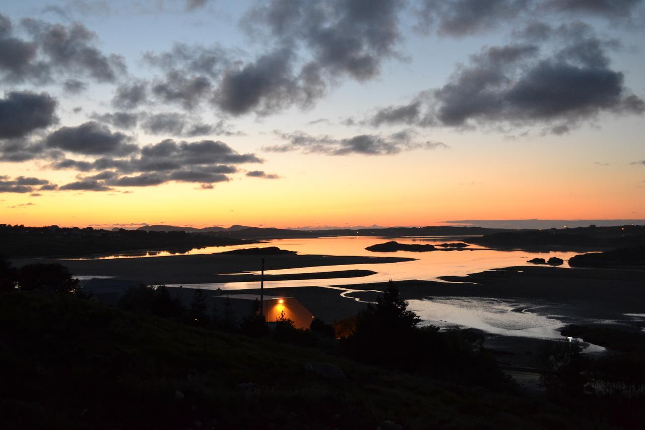 Caisleain Oir Hotel Annagry Exteriör bild